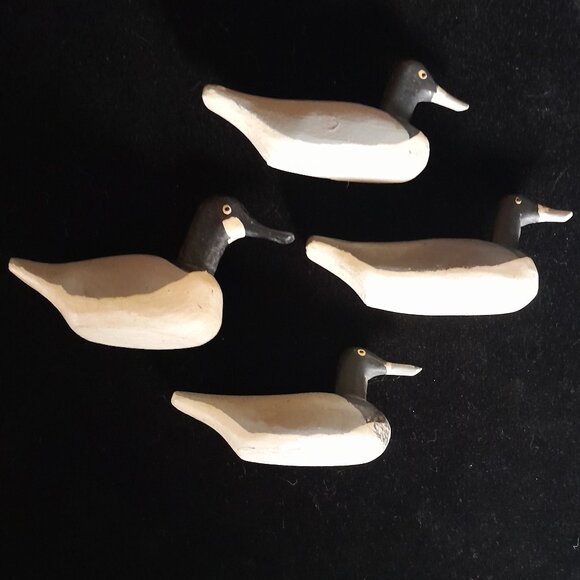 VTG Folk Art Hand-Carved Waterfowl, Set of 4 - Picture 2 of 3